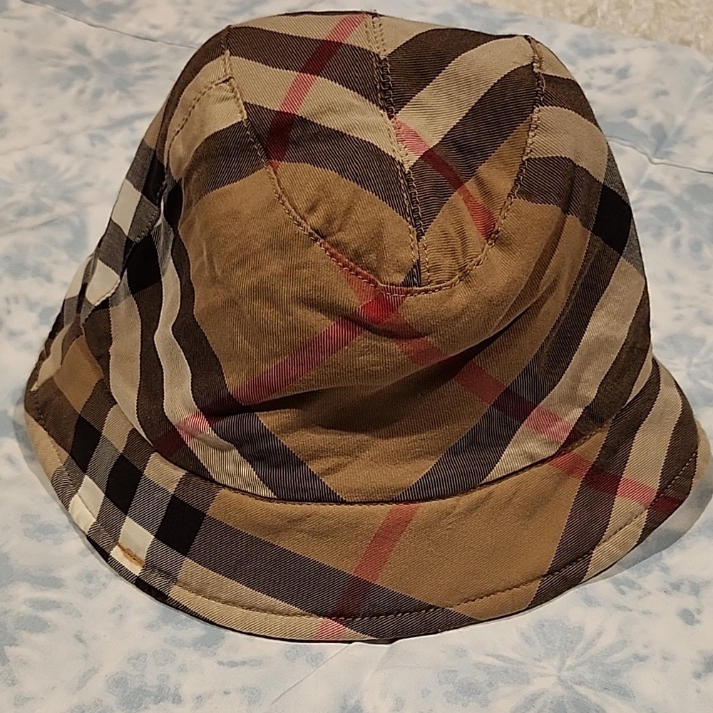 Burberry KIDS Plaid Bucket Hat 6-7y